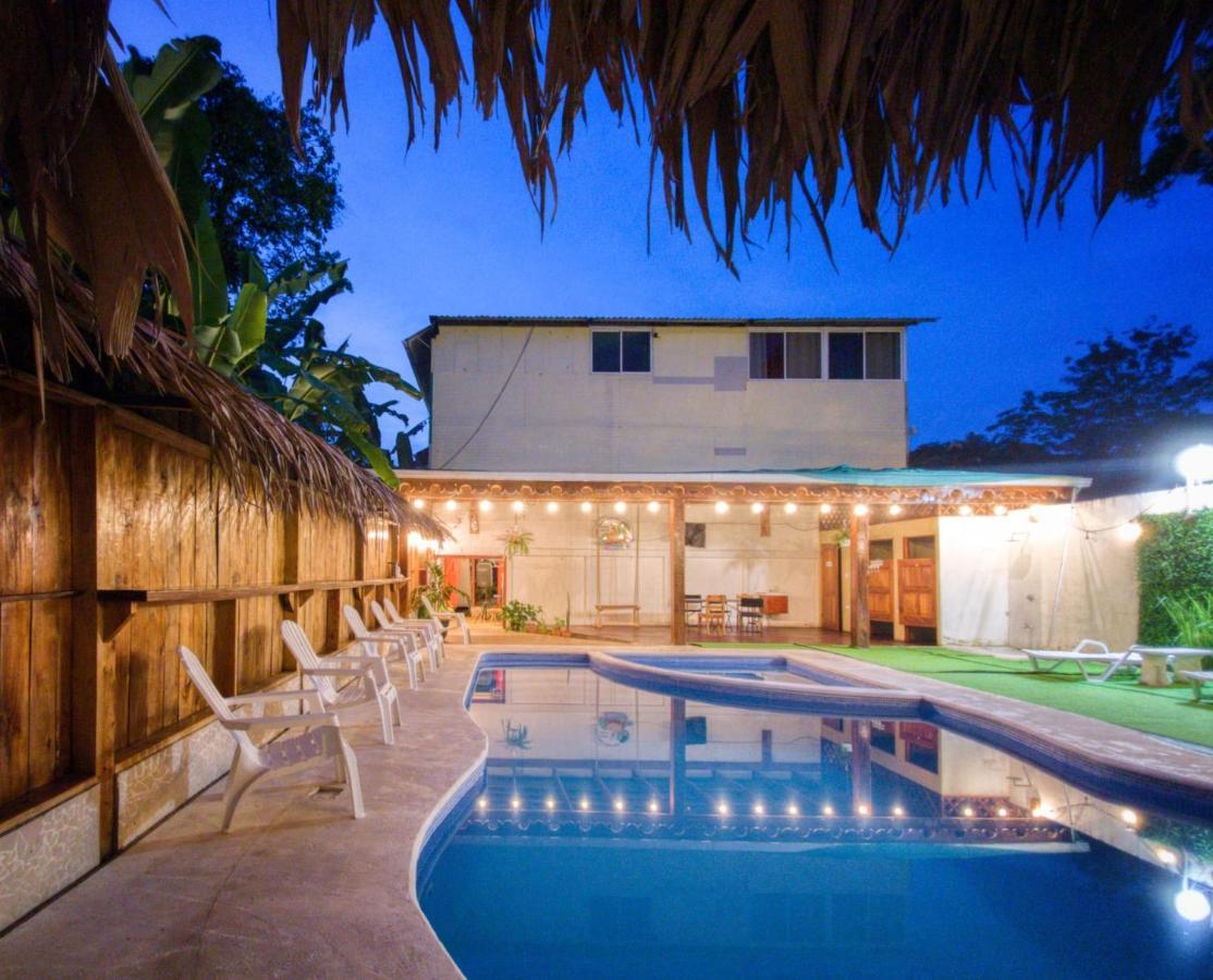 Hotel Liah'S Tortuguero Eksteriør bilde