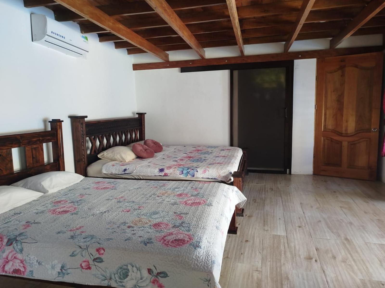 Hotel Liah'S Tortuguero Eksteriør bilde